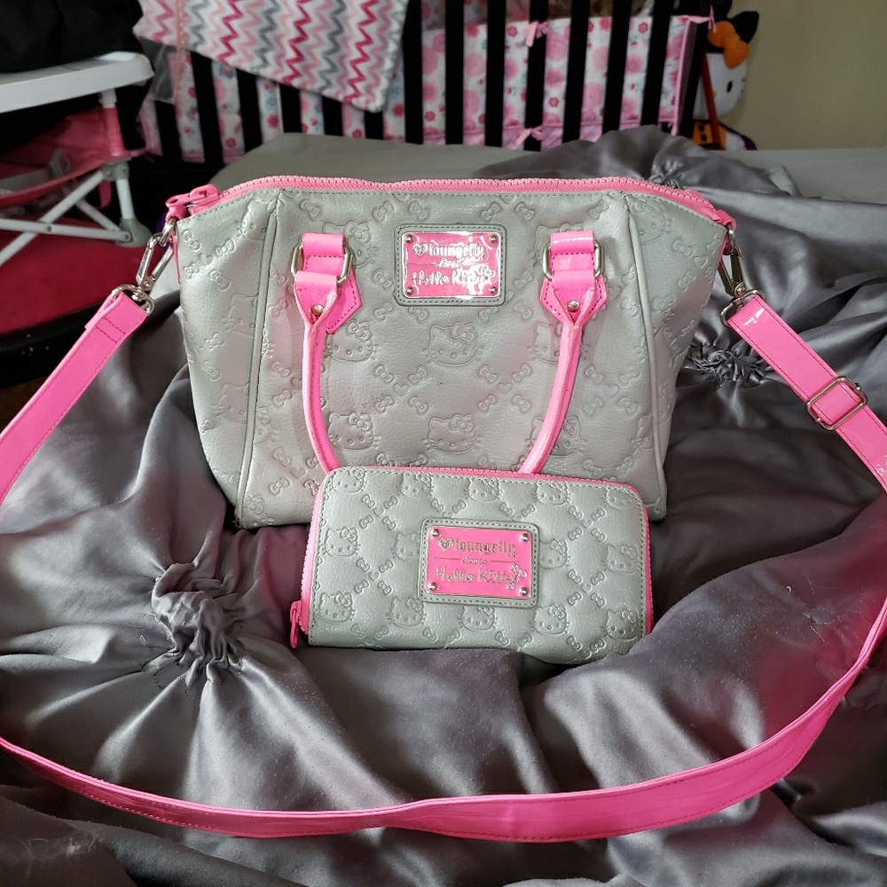 Loungefly  hello kitty purse and wallet